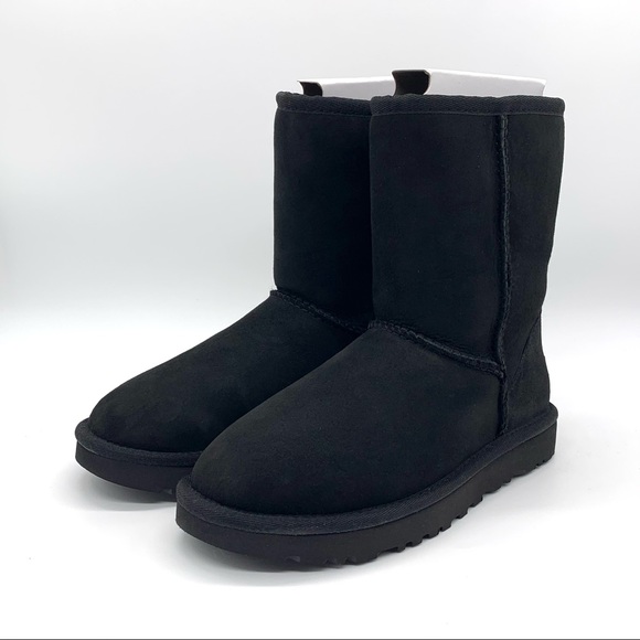 UGG Women’s Classic Short II Black Boots - Picture 5 of 12